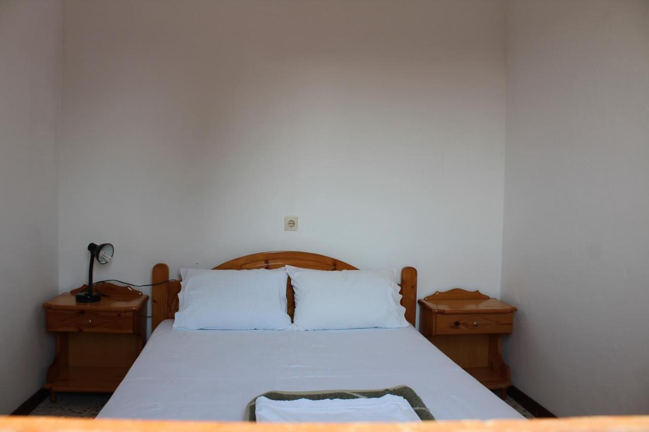 Nikos Seaside Apartment *